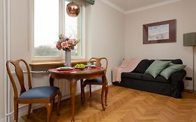 Apartment Warsaw Wiktorska By Noclegi Renters